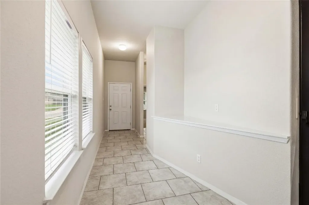 107 Saranac Drive Elgin TX 78621