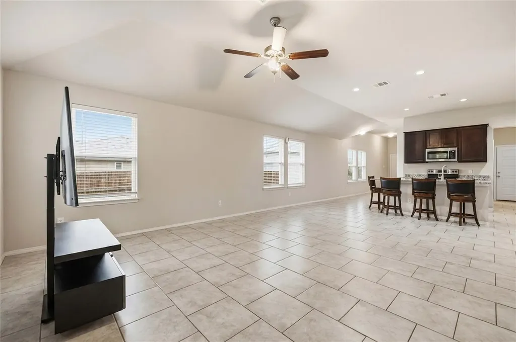 107 Saranac Drive Elgin TX 78621