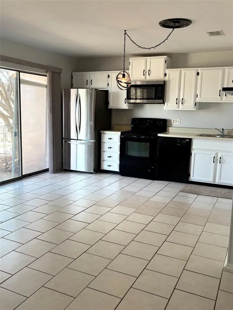1919 American Drive Lago Vista TX 78645