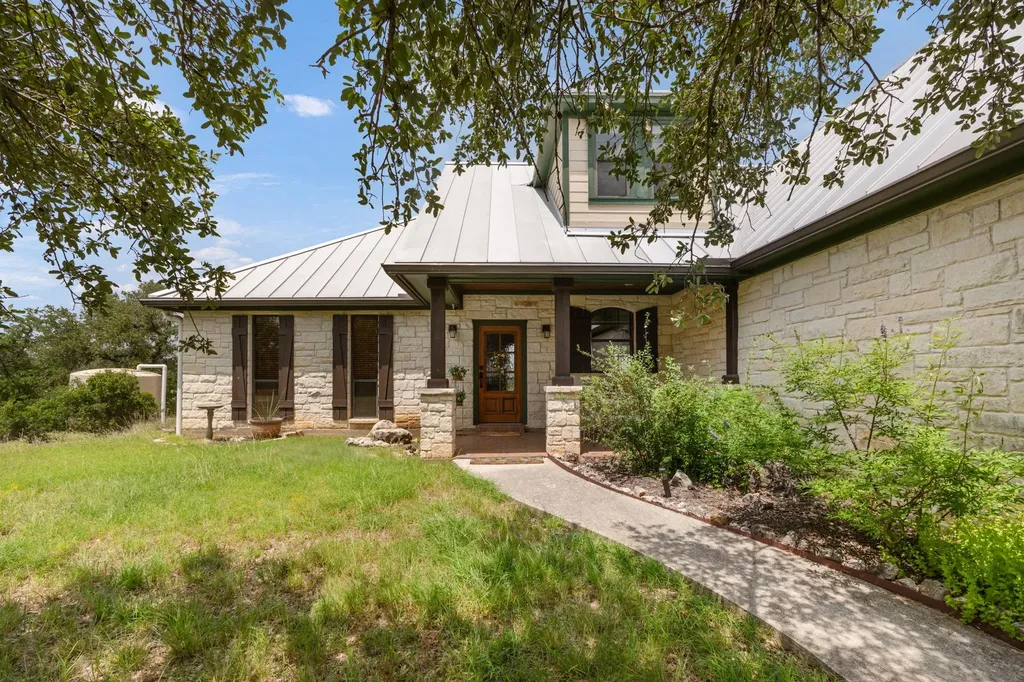 544 River View Drive Johnson City TX 78636