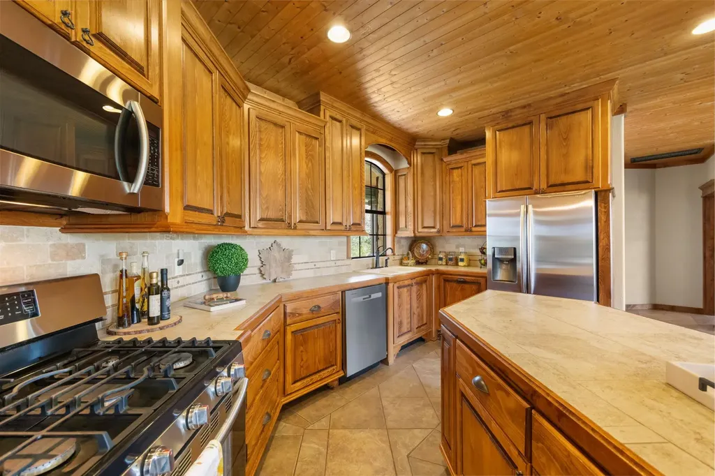 544 River View Drive Johnson City TX 78636