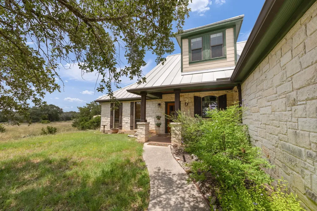 544 River View Drive Johnson City TX 78636