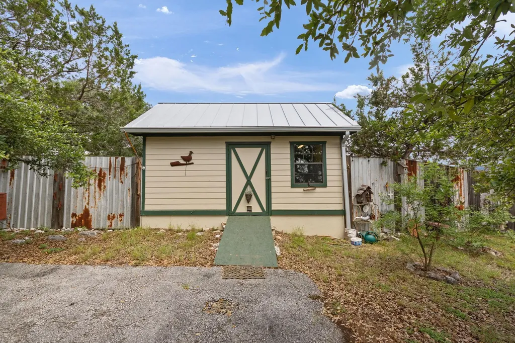 544 River View Drive Johnson City TX 78636