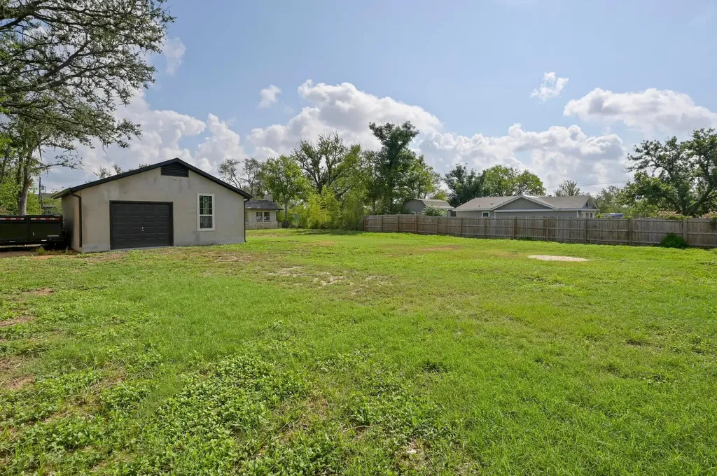 3501 Pecan Springs Road Austin TX 78723