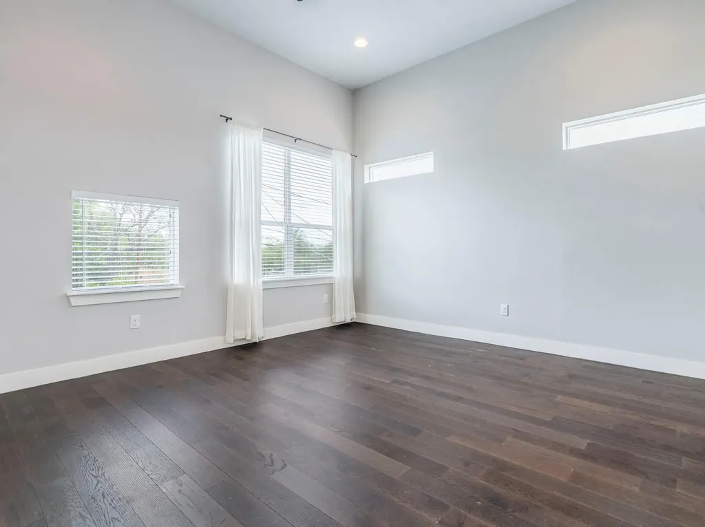 4707 Leslie Avenue Austin TX 78721