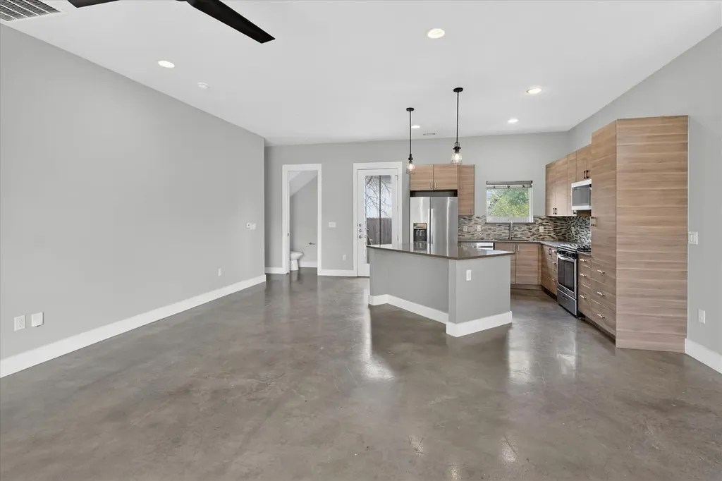 4707 Leslie Avenue Austin TX 78721