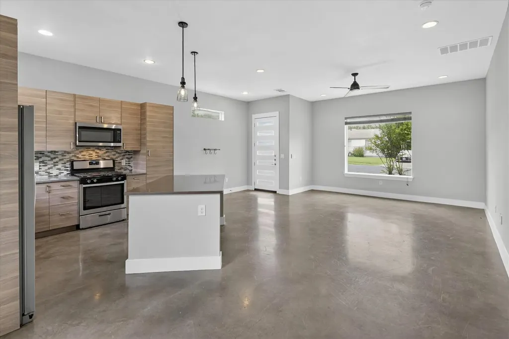 4707 Leslie Avenue Austin TX 78721