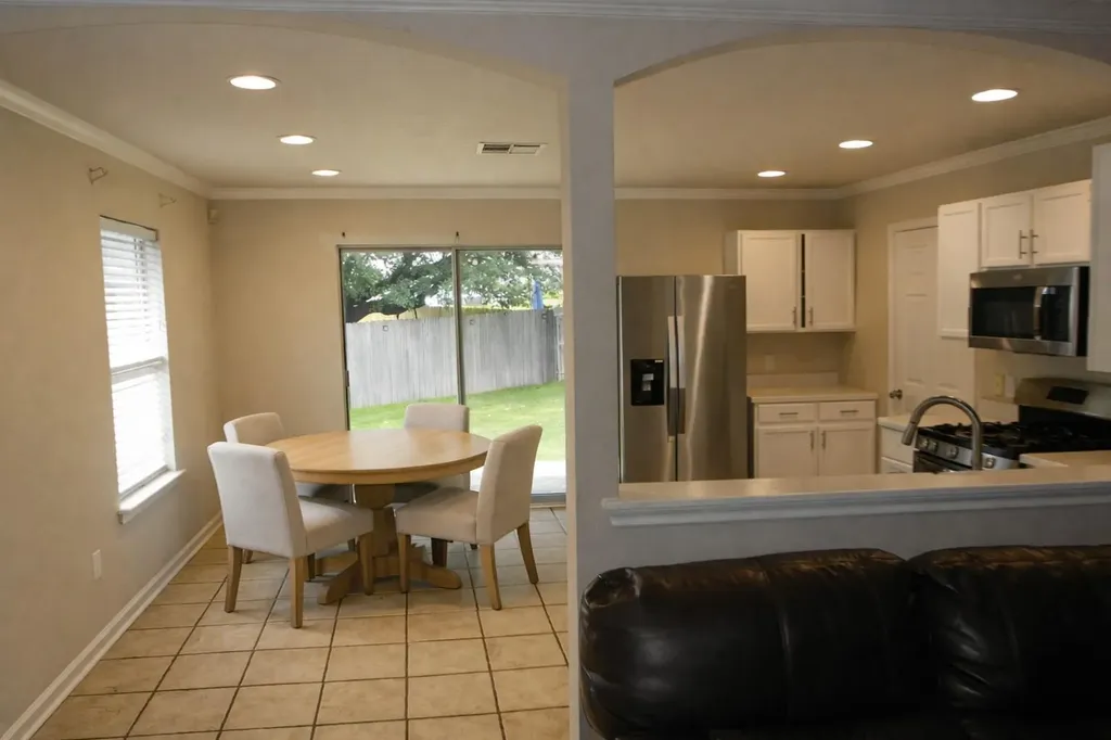 1810 Courtney Cove Round Rock TX 78664