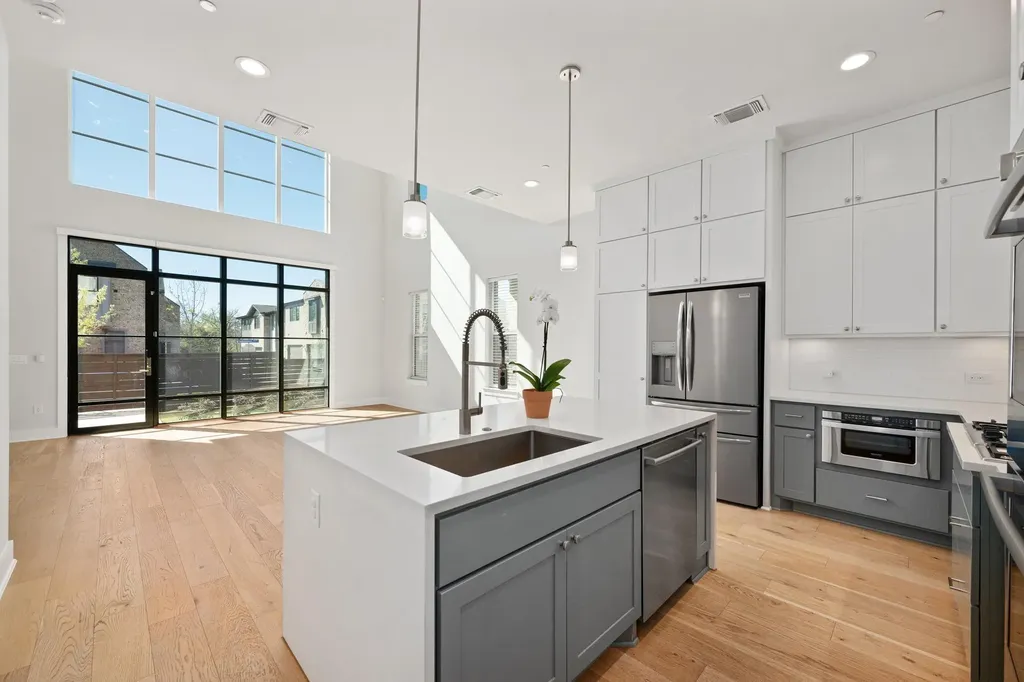 3901 Sightline Street Austin TX 78731
