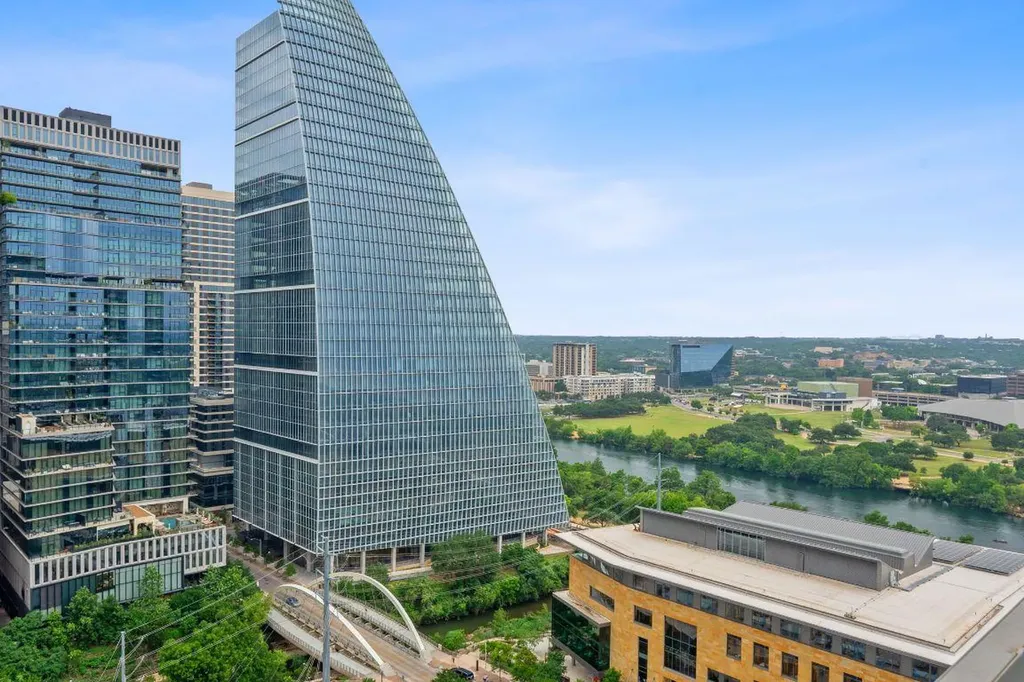 222 West Avenue Austin TX 78701