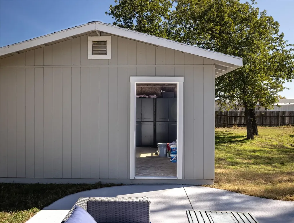 129 Wamel Way Cedar Creek TX 78612