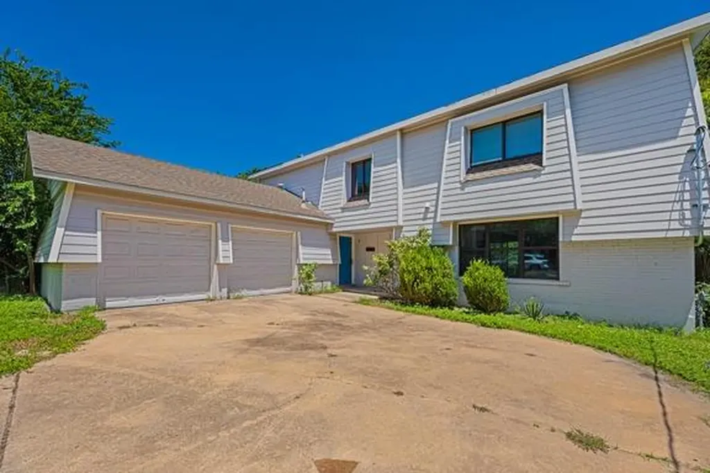 8524 Dryfield Drive Austin TX 78758