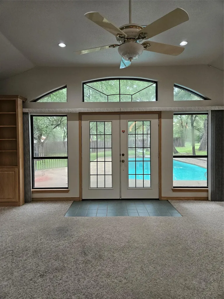 215 Serenada Drive Georgetown TX 78628