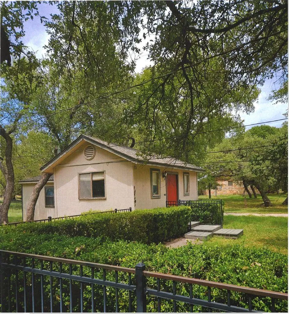 215 Serenada Drive Georgetown TX 78628