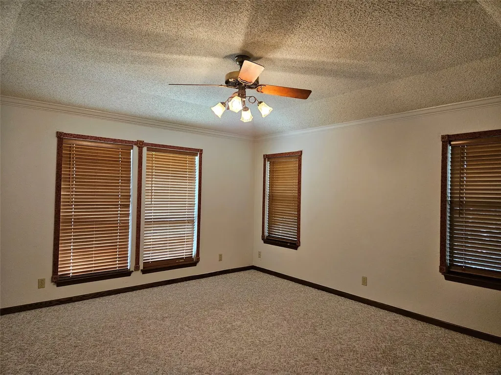 215 Serenada Drive Georgetown TX 78628
