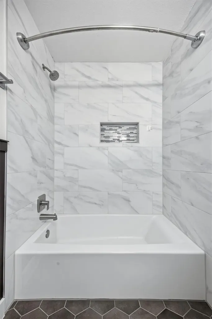 6406 Chimney Creek Circle Austin TX 78723