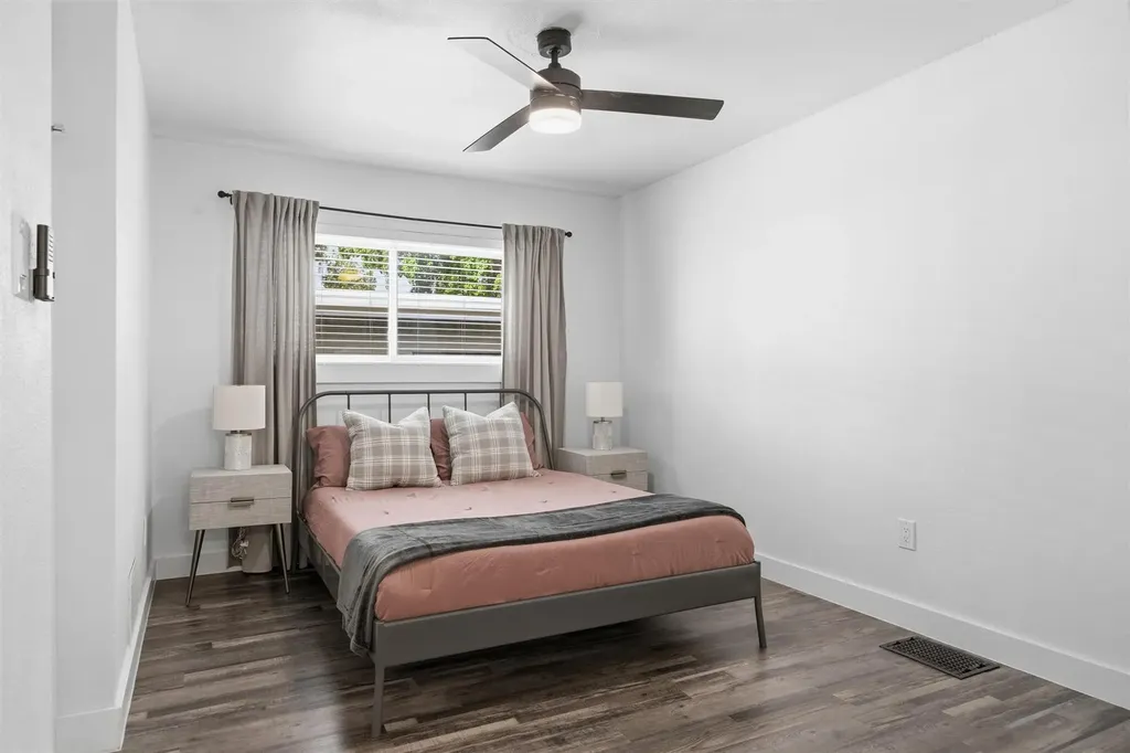 6406 Chimney Creek Circle Austin TX 78723