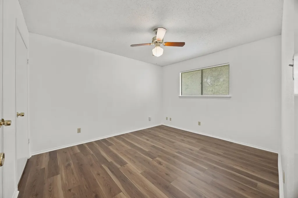 8303 Cliffview Drive Austin TX 78759
