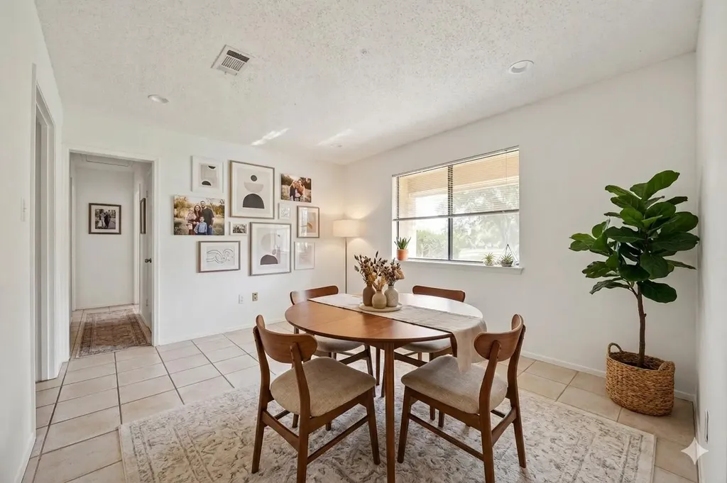 8303 Cliffview Drive Austin TX 78759