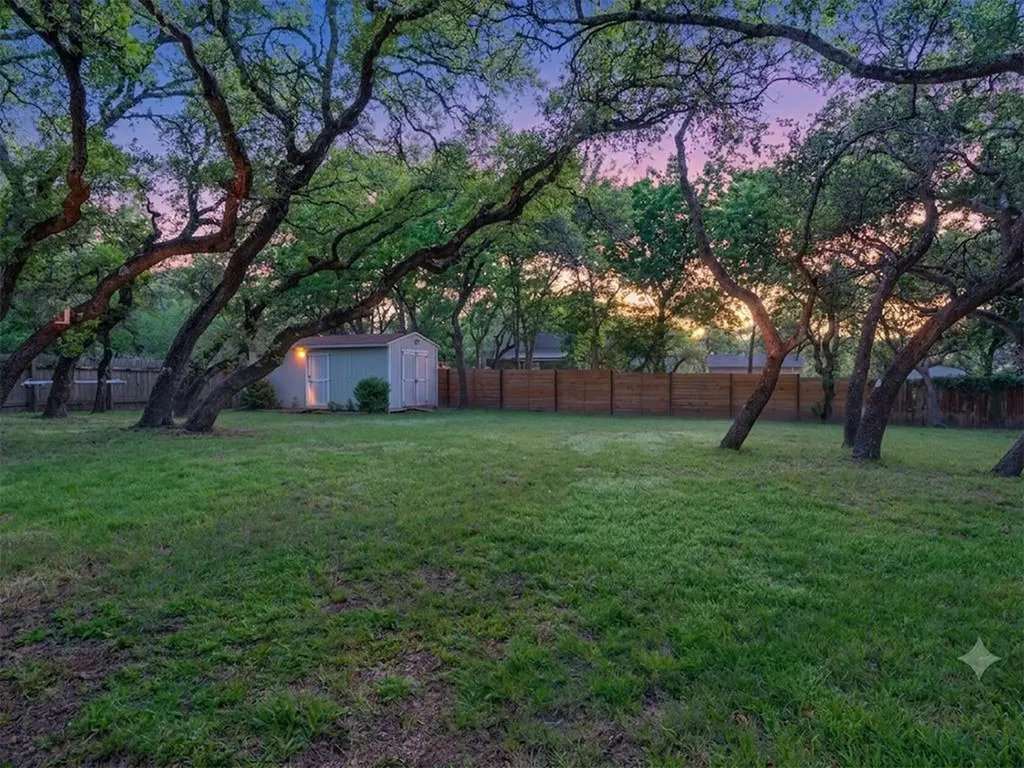8303 Cliffview Drive Austin TX 78759