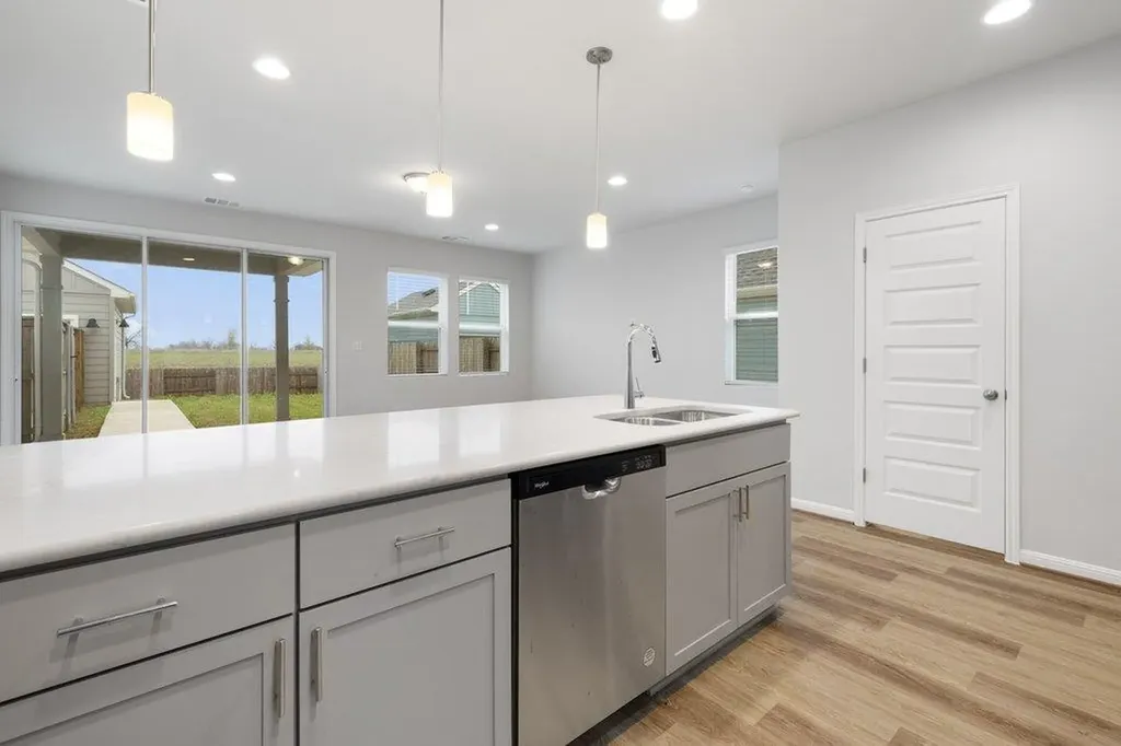 303 Elm Branch Trail Taylor TX 76574