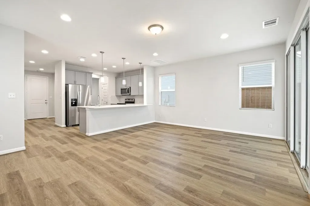 303 Elm Branch Trail Taylor TX 76574