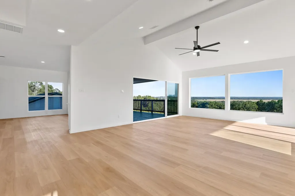 108 Koolua Drive Bastrop TX 78602