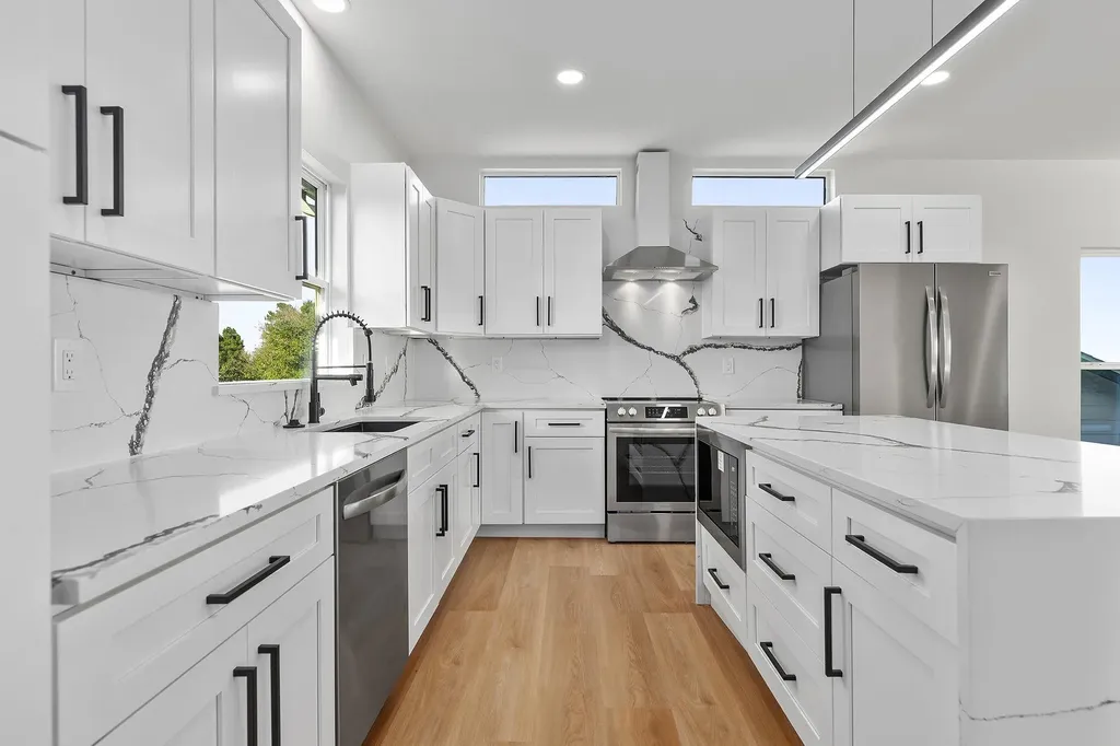 108 Koolua Drive Bastrop TX 78602