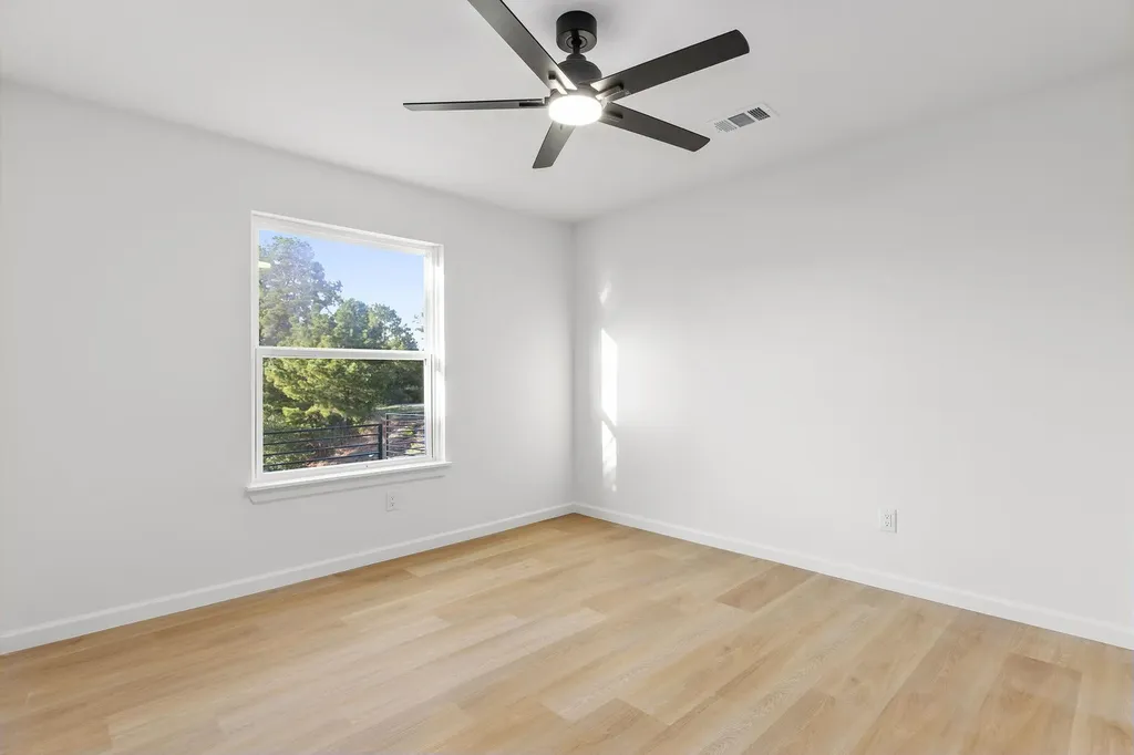 108 Koolua Drive Bastrop TX 78602