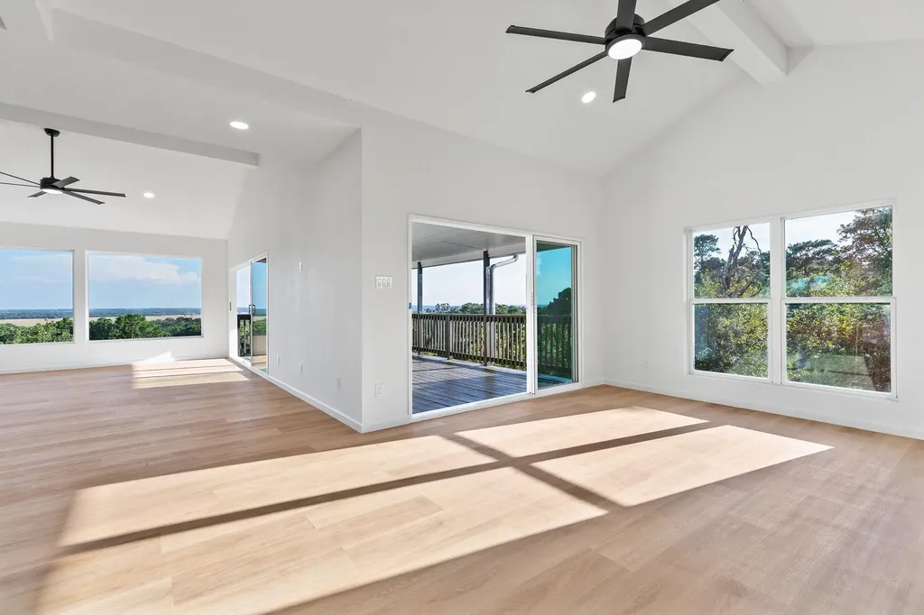 108 Koolua Drive Bastrop TX 78602