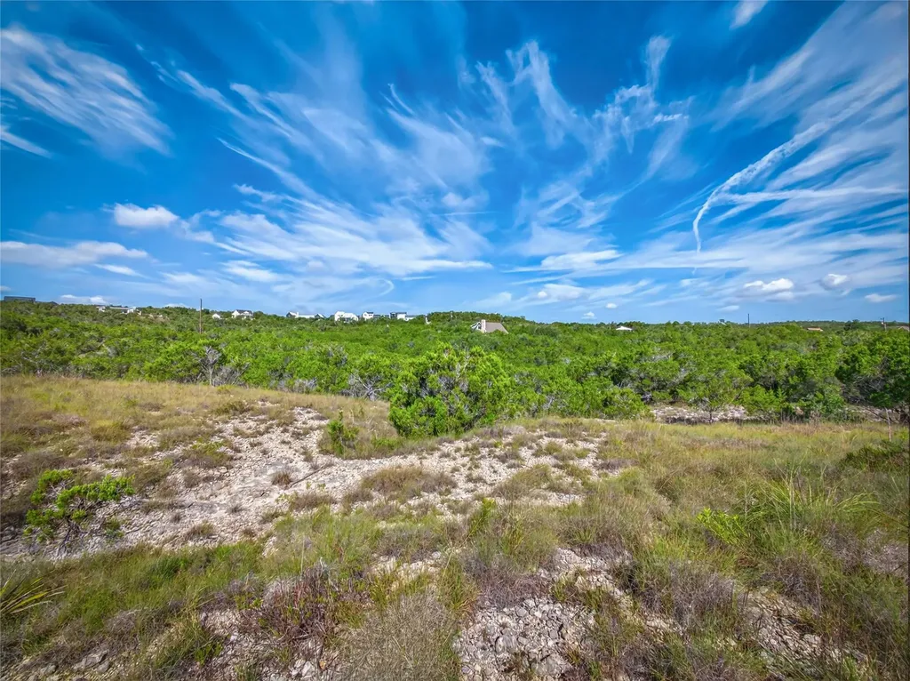 101 Twin Creek Circle Dripping Springs TX 78620