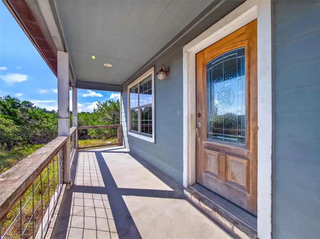 101 Twin Creek Circle Dripping Springs TX 78620