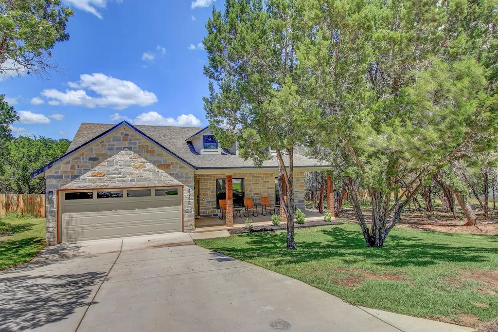21214 Santa Rosa Avenue Lago Vista TX 78645