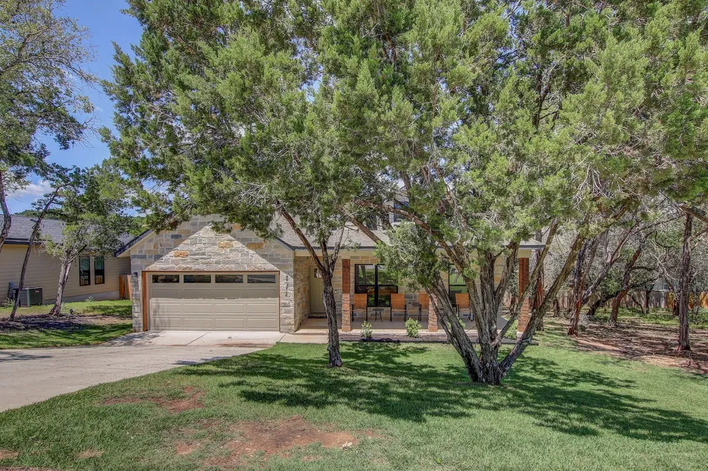 21214 Santa Rosa Avenue Lago Vista TX 78645