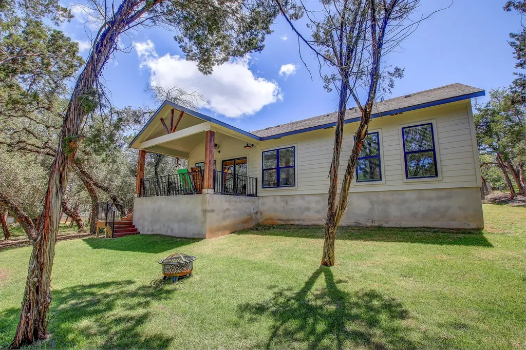 21214 Santa Rosa Avenue Lago Vista TX 78645