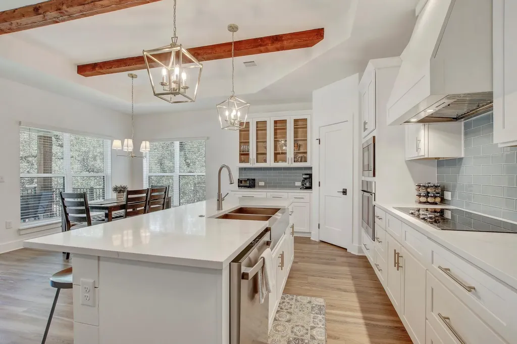 21214 Santa Rosa Avenue Lago Vista TX 78645