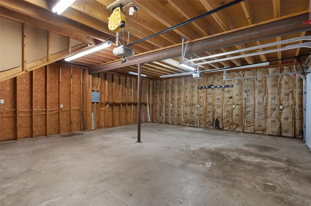 117 Lake View Drive Spicewood TX 78669