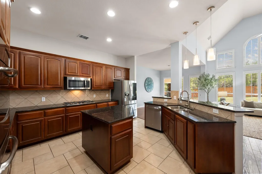 490 Aspen Drive Austin TX 78737