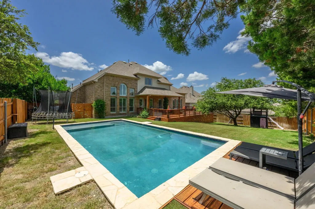 490 Aspen Drive Austin TX 78737