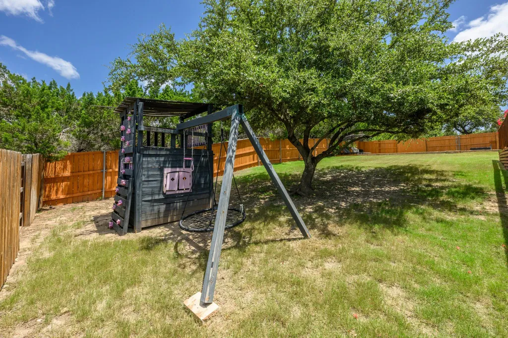 490 Aspen Drive Austin TX 78737