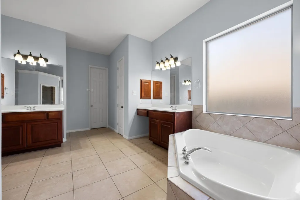 490 Aspen Drive Austin TX 78737