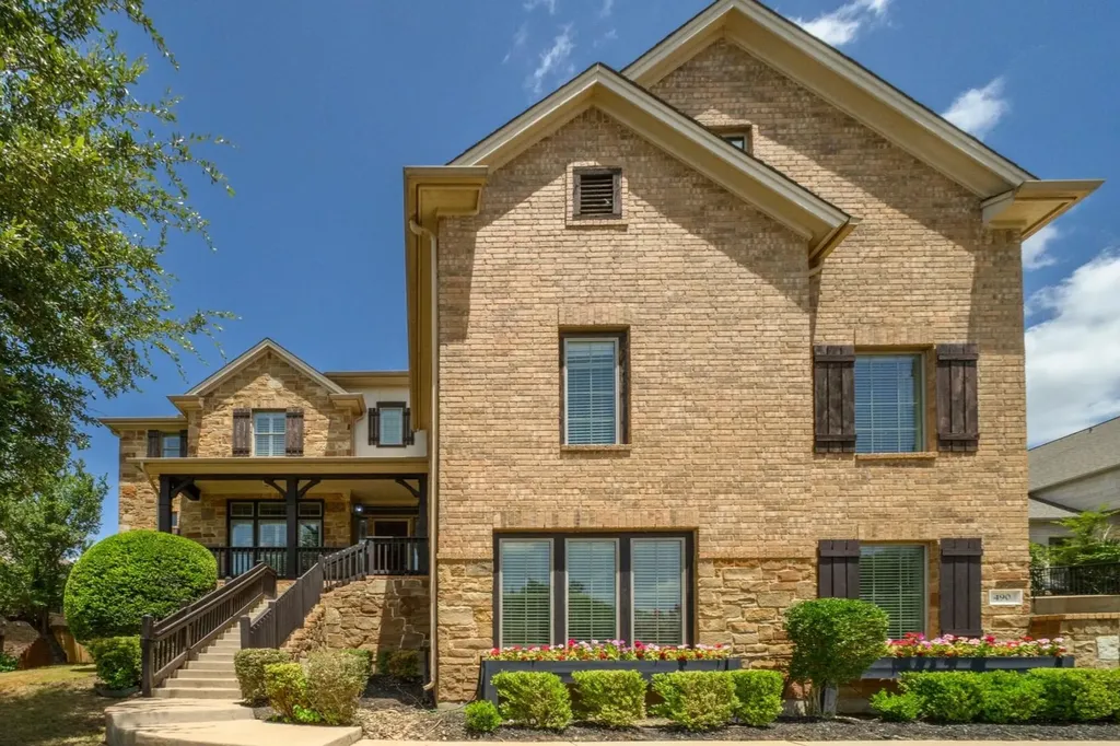 490 Aspen Drive Austin TX 78737