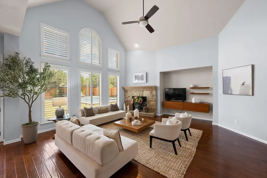 490 Aspen Drive Austin TX 78737