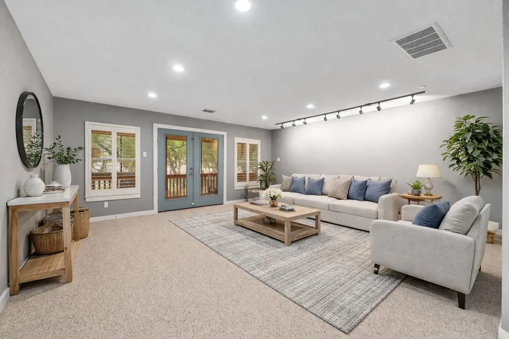 10820 Sky Rock Drive Austin TX 78739