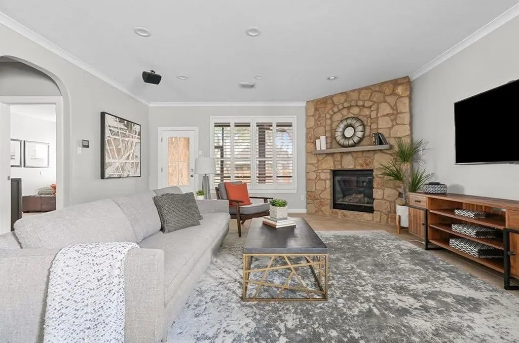 10820 Sky Rock Drive Austin TX 78739