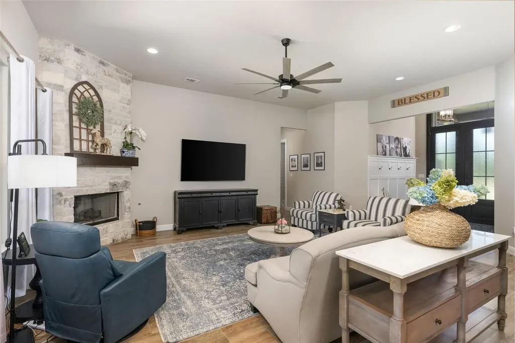105 Stag Leap Court Liberty Hill TX 78642
