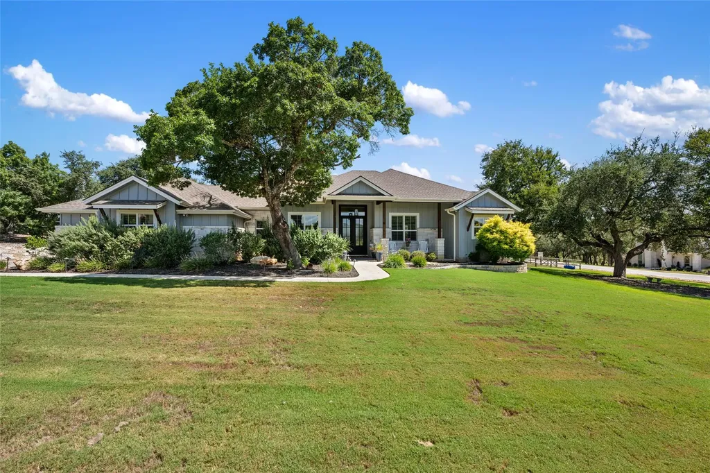 105 Stag Leap Court Liberty Hill TX 78642