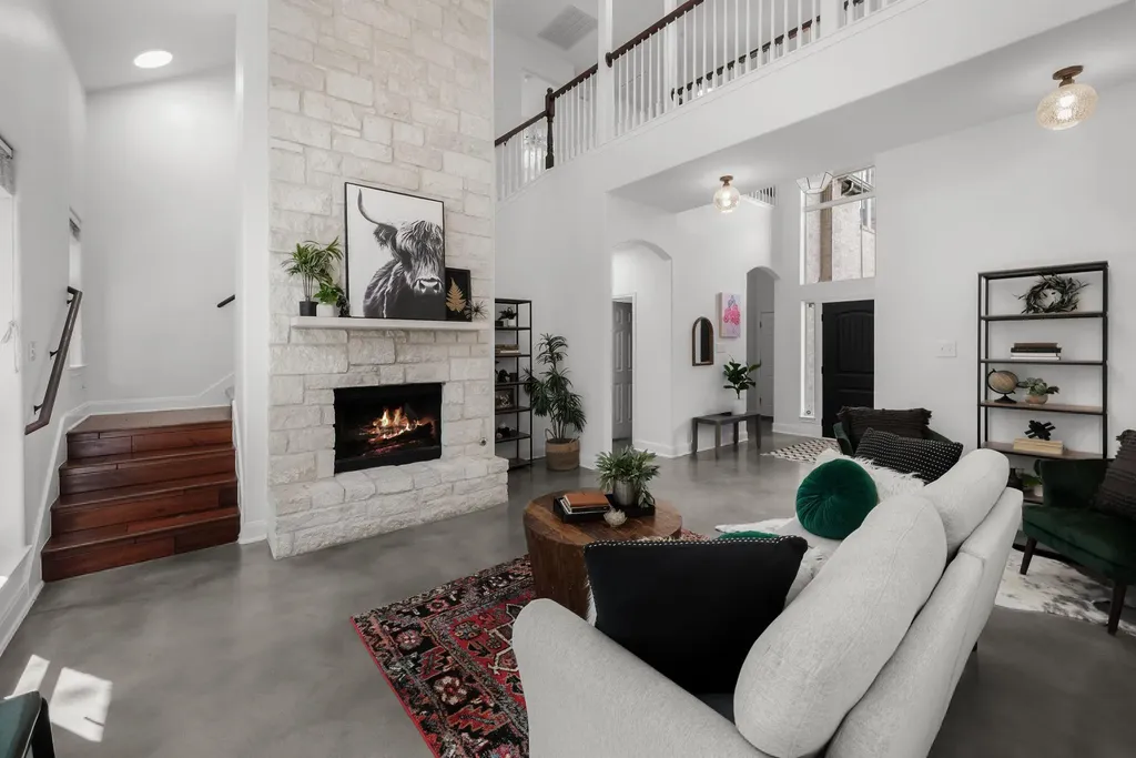 12001 Portofino Drive Austin TX 78732