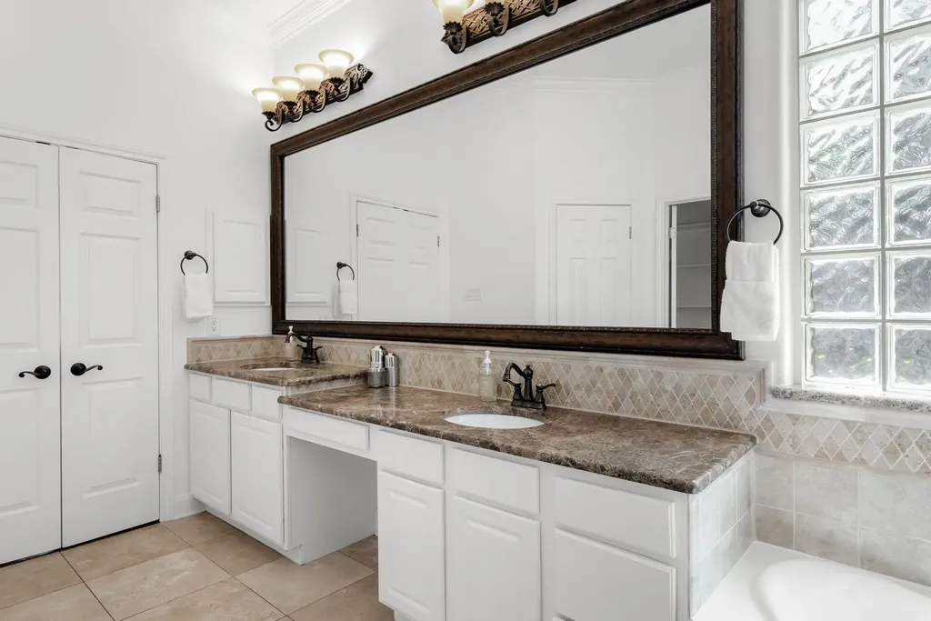12001 Portofino Drive Austin TX 78732