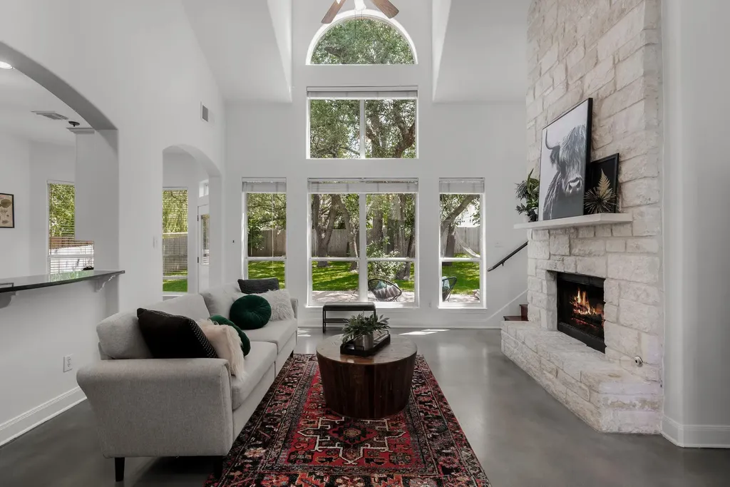 12001 Portofino Drive Austin TX 78732